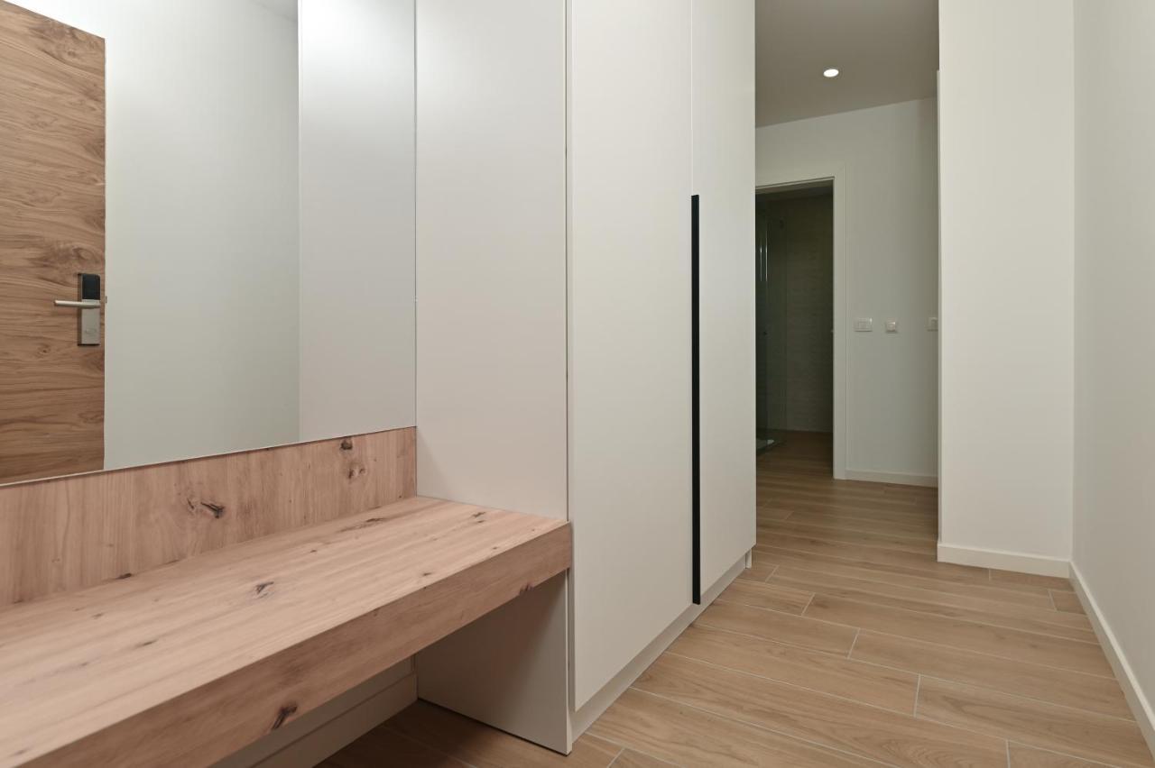 Pansion Comfort Lepar Novalja Kültér fotó